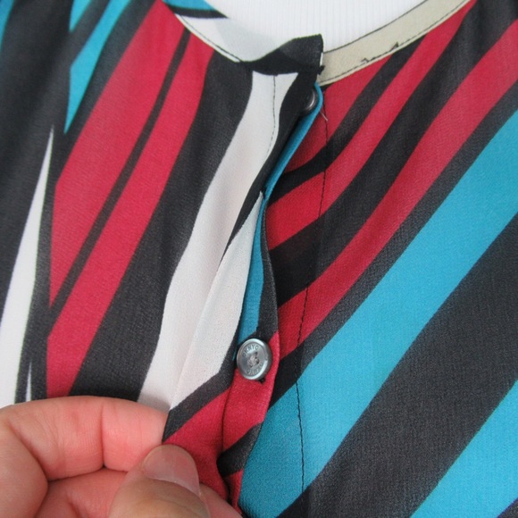 DKNYC Sheer Peplum Striped Multicolored Blouse Sleeveless Button Front Women’s 8 - Picture 9 of 12
